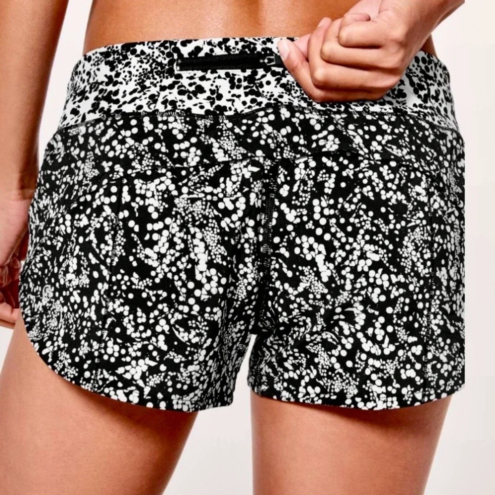 Lululemon Speed Up Shorts - Picture 2 of 5